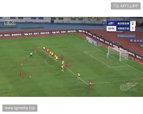 裁判评议引争议大连深圳比赛两次漏判点球成中甲焦点